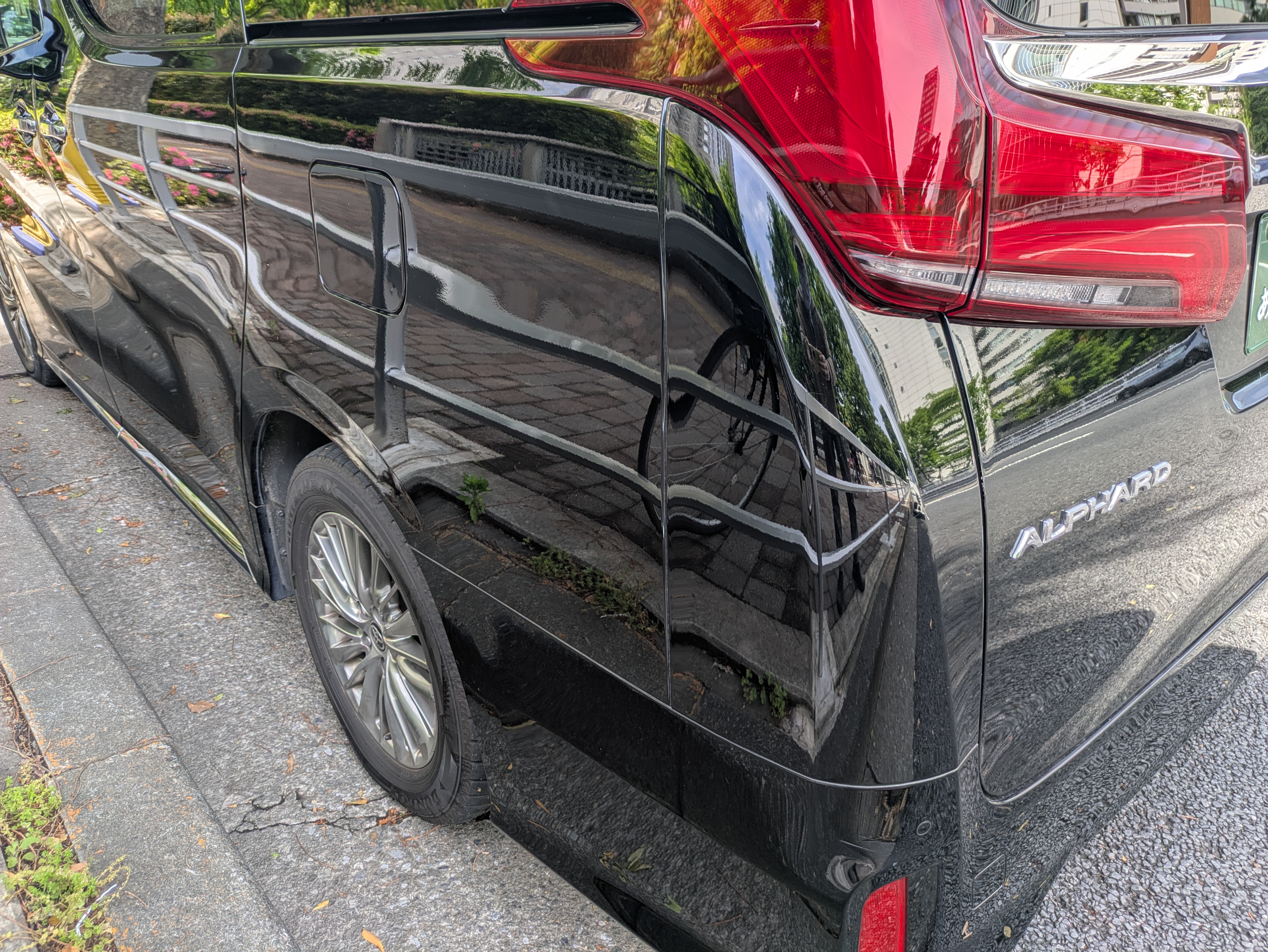 blog_img 高級車が90秒で消える！